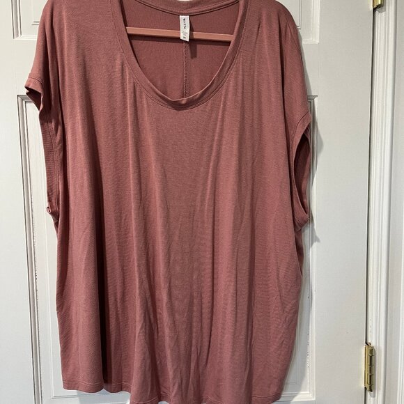 Athleta flowy t-shirt 3X - Picture 1 of 4